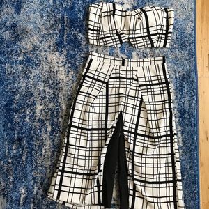 DO + BE graphic print 2 piece